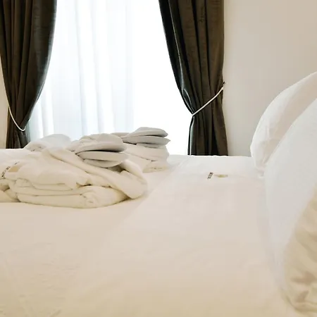 ベッド・アンド・ブレックファスト Domus De Cinti Boutique *